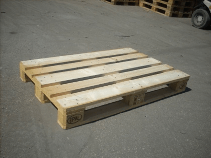 Pallet EPAL FICHE-UIC435-2 Impilati 1°